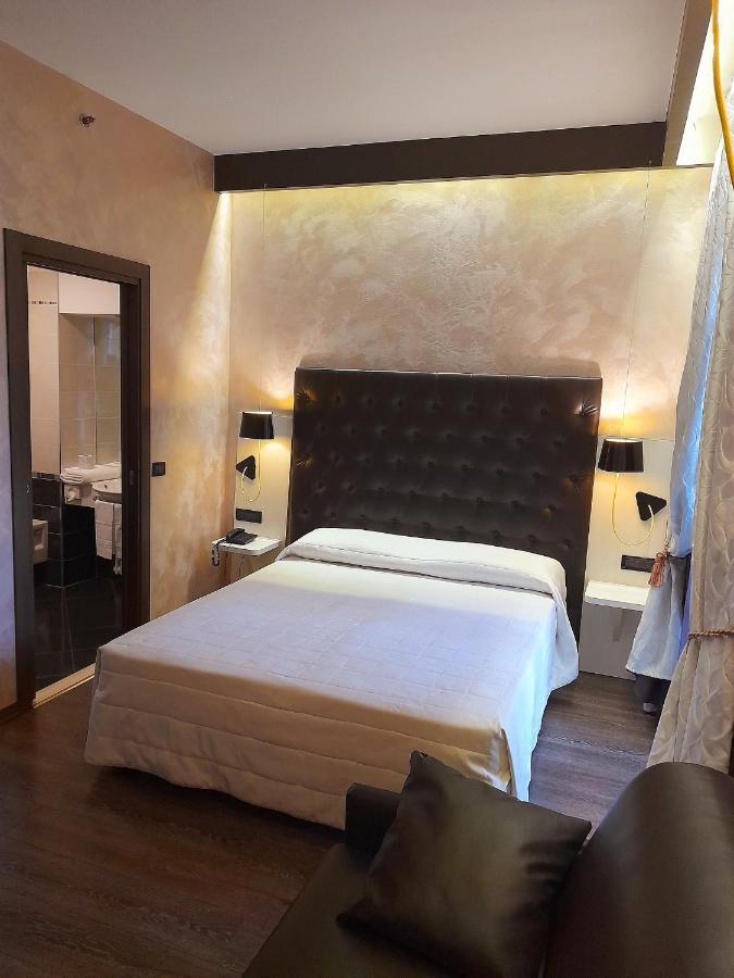 Hotel Continental Turin Exterior photo
